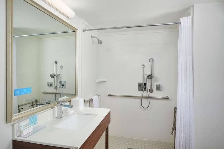 Room 20 of 36